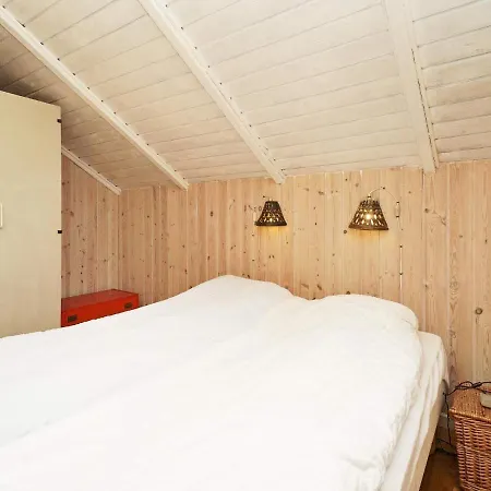 Holiday Dyssestraede 度假居 Dannemare